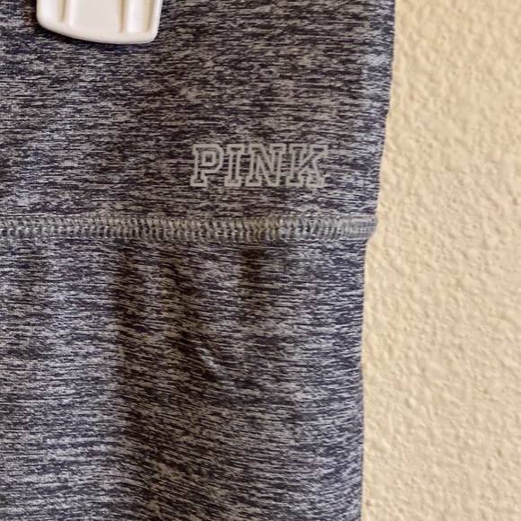 Victoria Secret Pink Yoga pants size XS - Picture 2 of 5